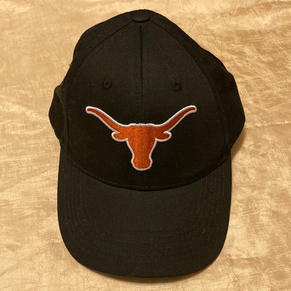 Texas Longhorns Captivating Headwear Strapback Hat